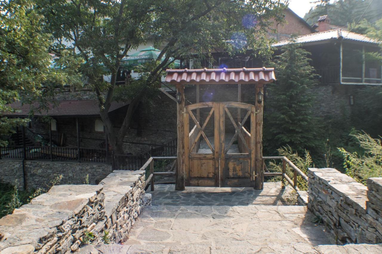 Комплекс Водопада Hotel Khrabrino Exterior foto