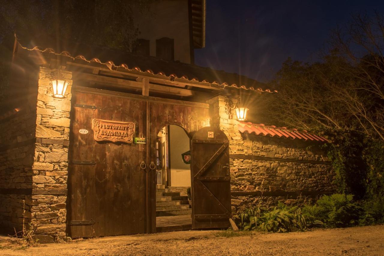 Комплекс Водопада Hotel Khrabrino Exterior foto